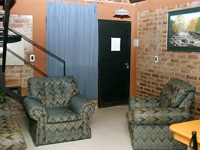 Cabañas El Challao 0*,
